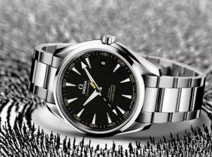 什么样的机械手表更容易受到磁场的影响？