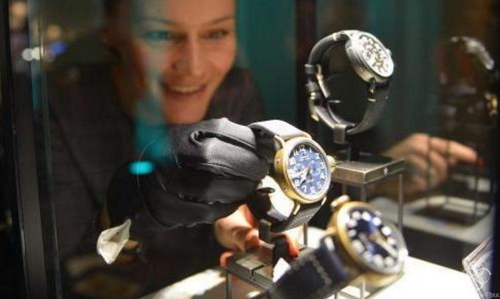 买手表一定要找这样的专业人员，否则你会后悔的！
