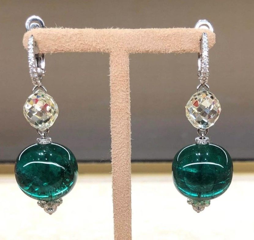 为什么一些彩色宝石珠宝非常昂贵！