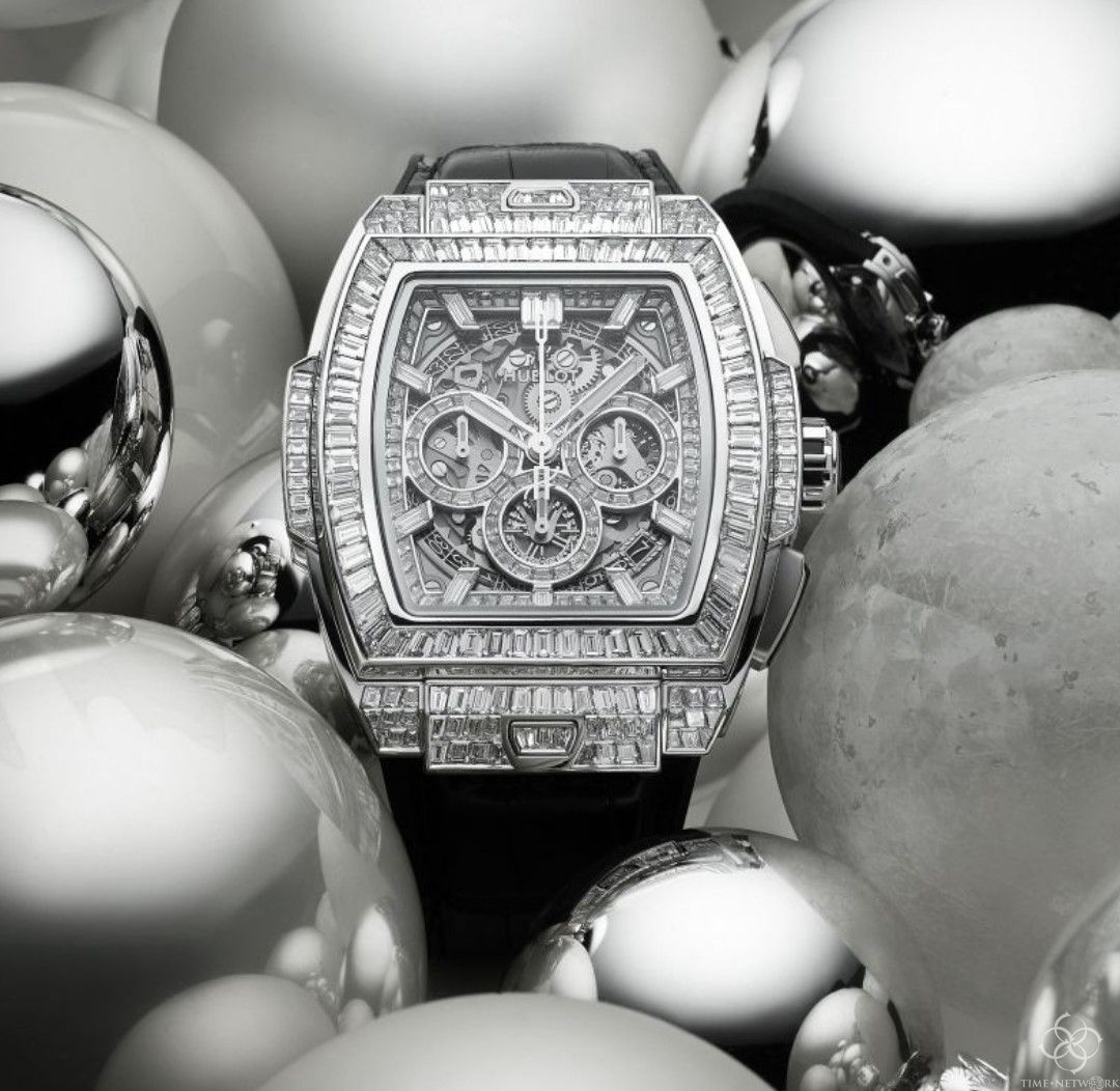 奢华腕表回归平凡本色