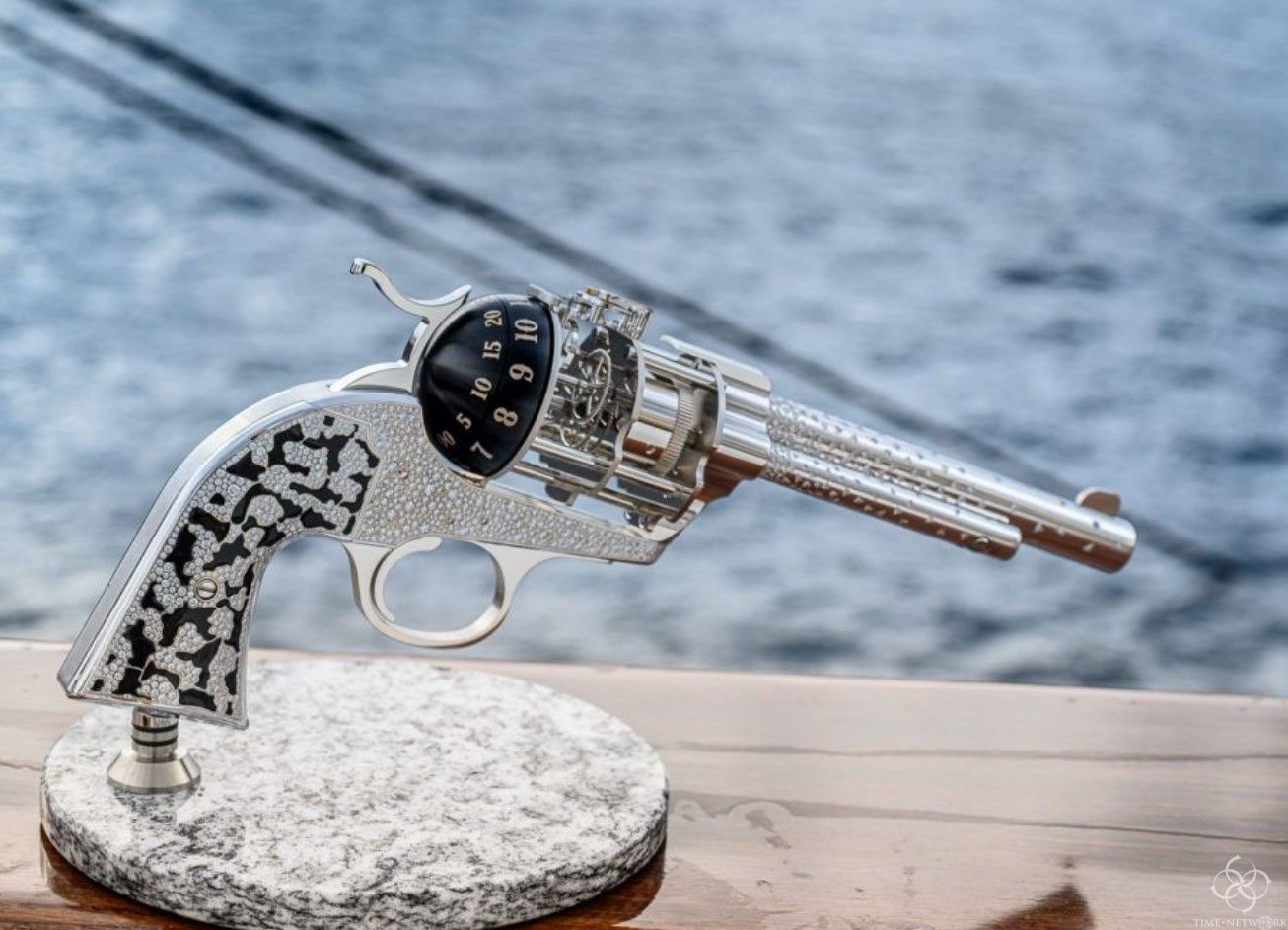 左轮时间手枪