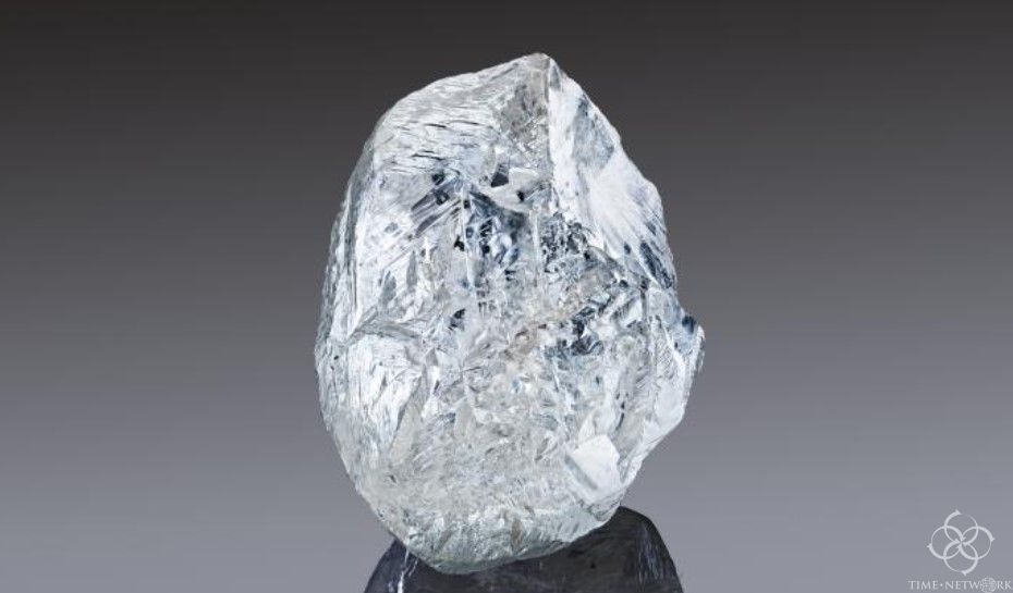 ​242.31克拉的巨大钻石即将拍卖，纪录就是用来被打破的！