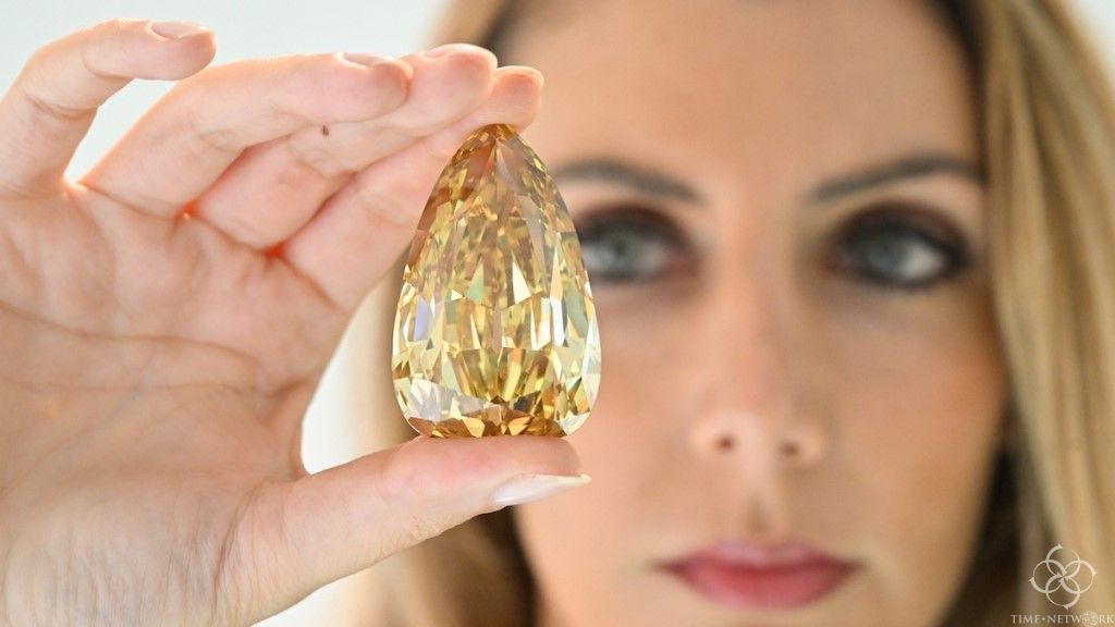 303.10克拉的钻石即将拍卖